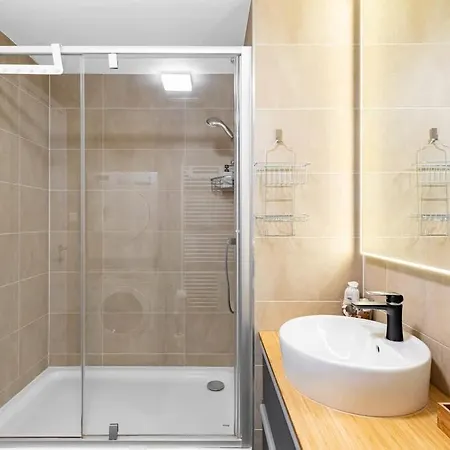 Panorama Luxe Terrace